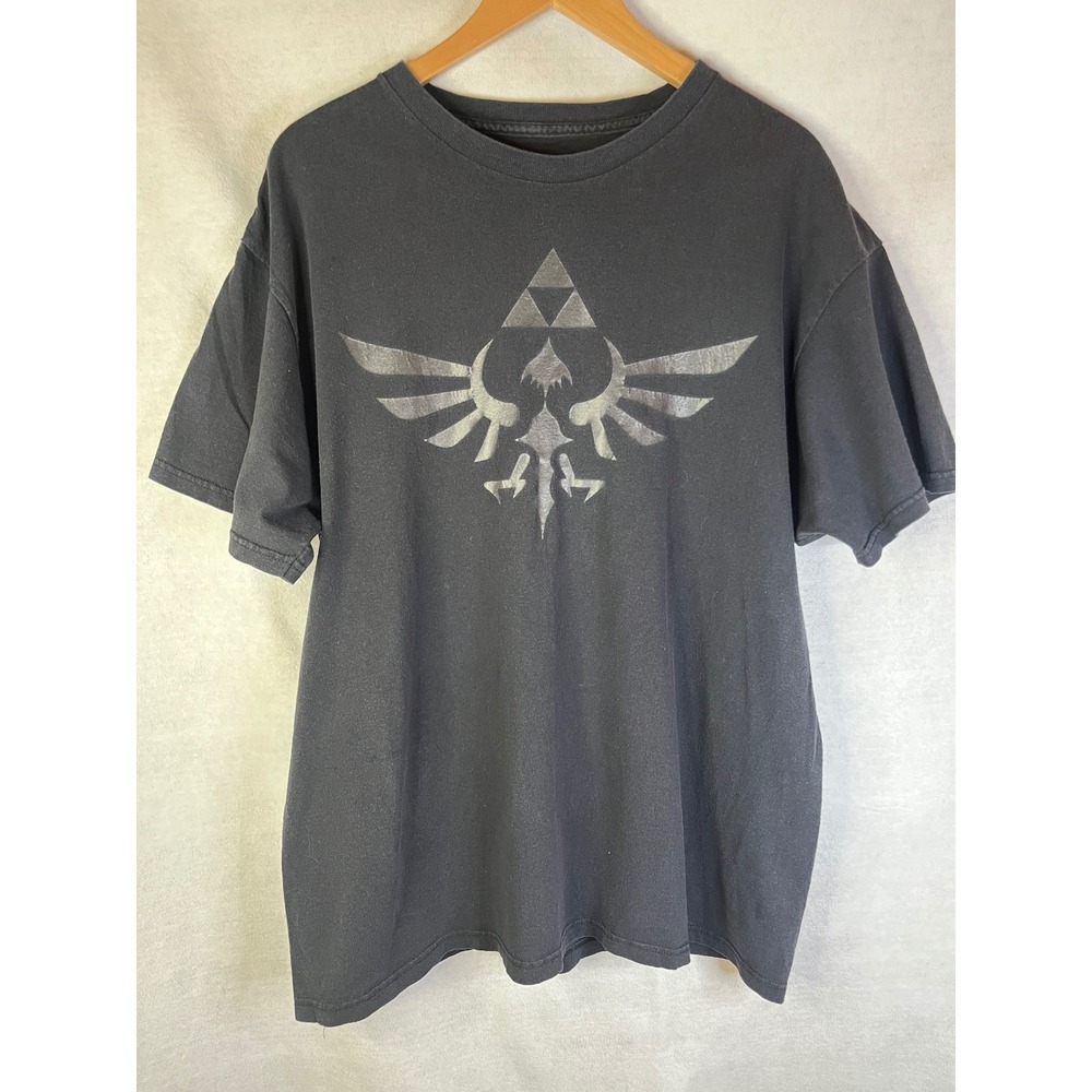 Nintendo The Legend of Zelda Skyward Sword t-shirt silver Hylian Crest XL